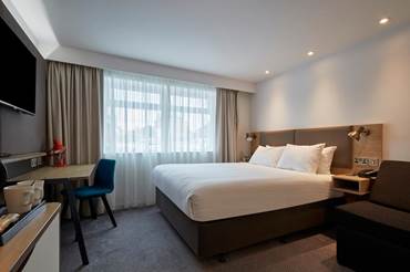 Family Rooms in Leicester holiday-inn-leicester-wigston-family-bedroom.jpg