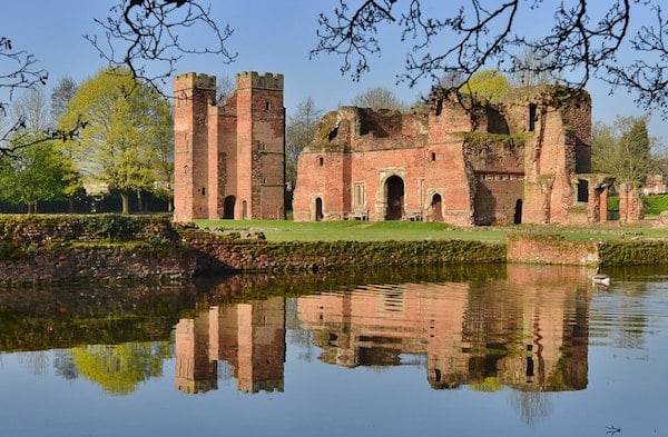Kirby Muxloe Castle English Heritage Attraction In Leicester