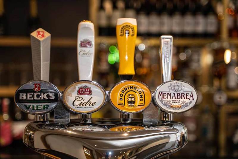 Holiday Inn Leicester Wigston Hotel Bar