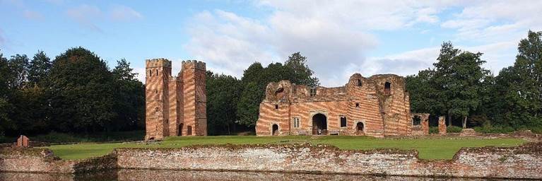 Kirby Muxloe Castle 