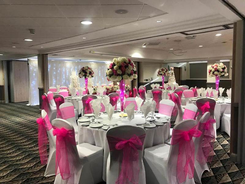 holiday-inn-leicester-wigston-hotel-asian-wedding-decor.jpg