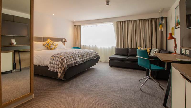 executive-room-holiday-inn-leicester-wigston.jpg