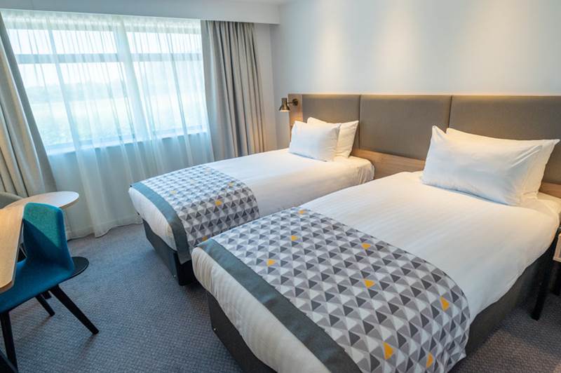 family-bedroom-holiday-inn-leicester-wigston.jpg