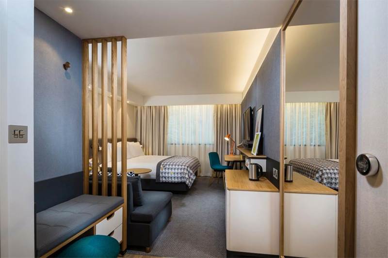 holiday-inn-leicester-wigston-hotel-in-family-room-view.jpg