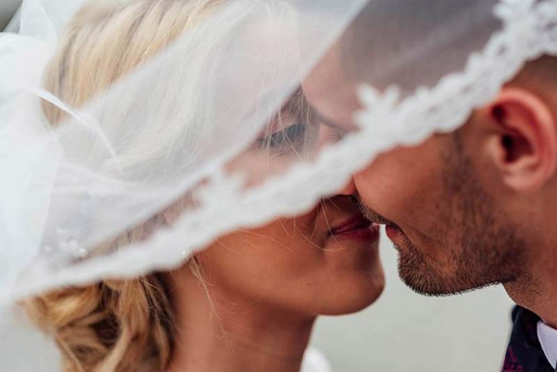 groom-and-bride-kissing.jpg