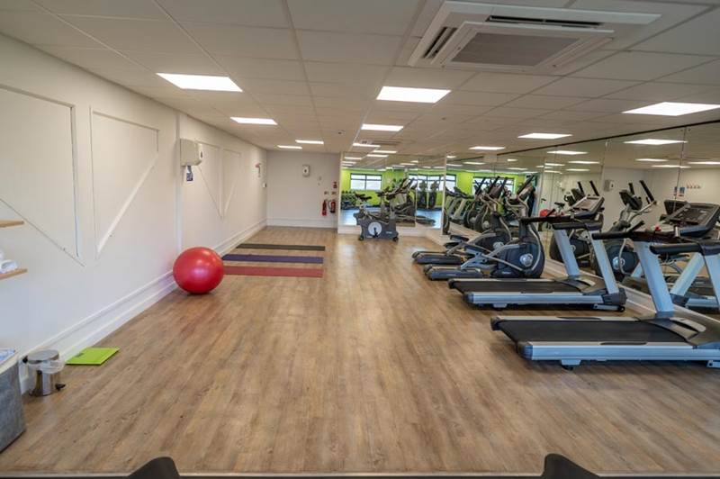 holiday-inn-leicester-wigston-hotel-gym.jpg
