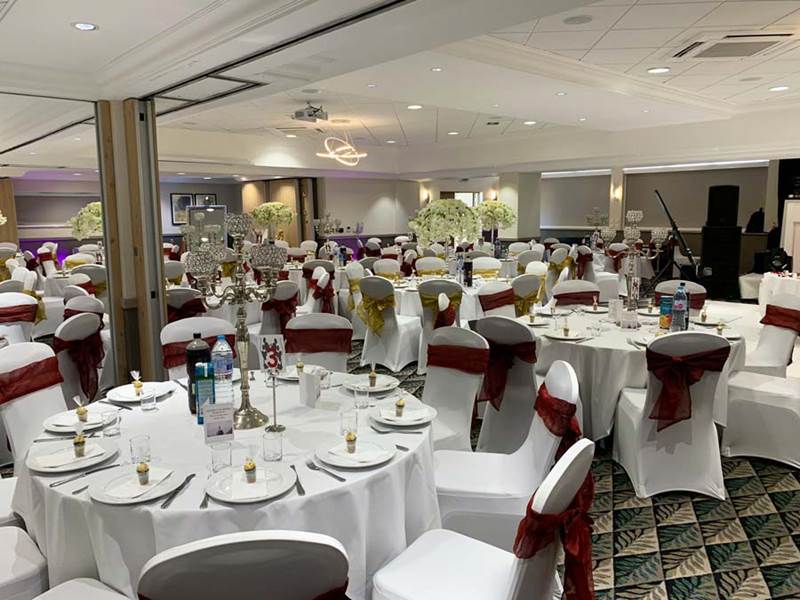 stage-suites-wedding-hall-decoration.jpg