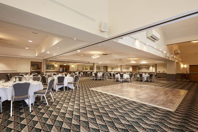 holiday-inn-leicester-wigston-banqueting-event-hall.jpg