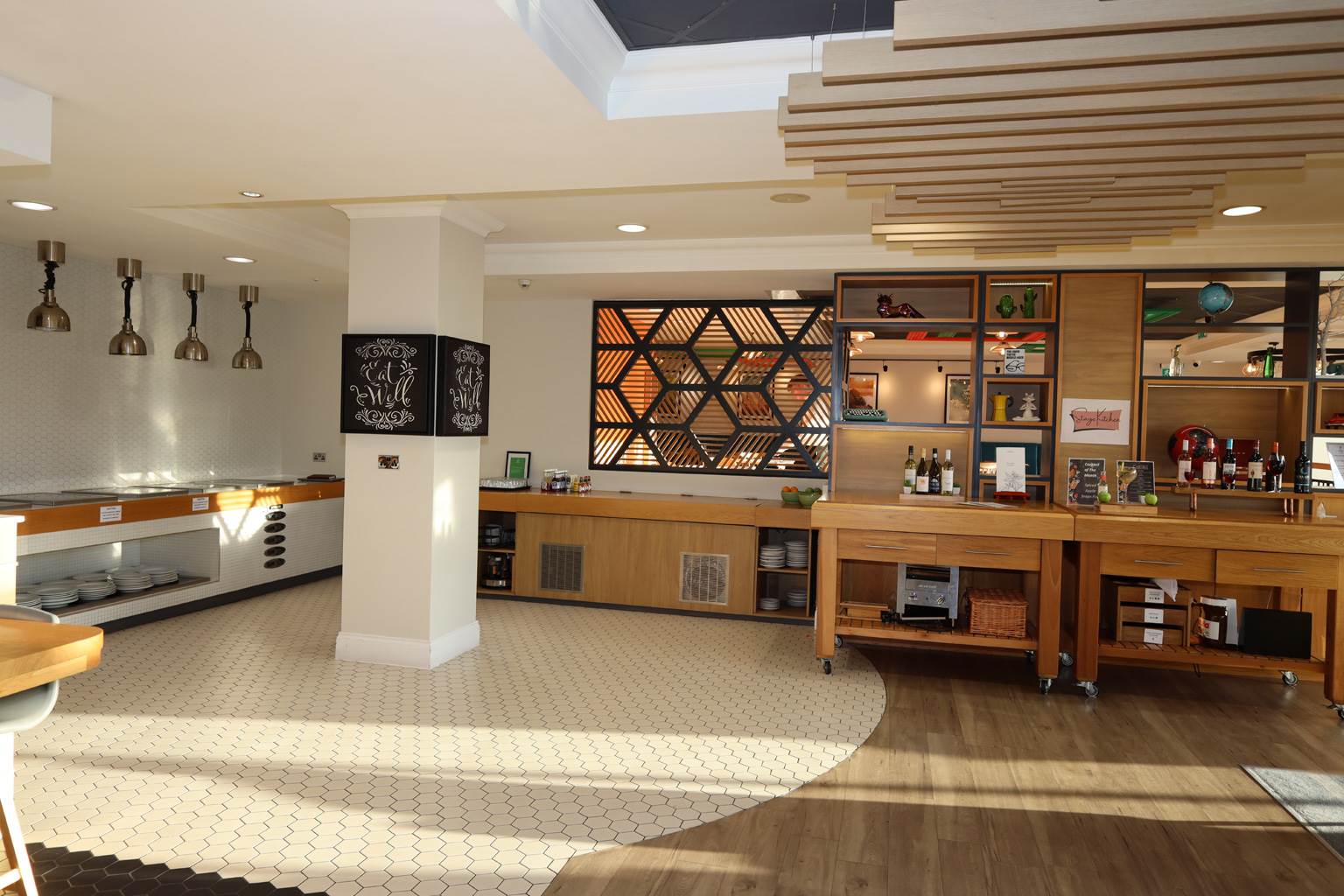 Stage Kitchen holiday-inn-leicester-wigstonstage-kitchen-restaurant.jpg